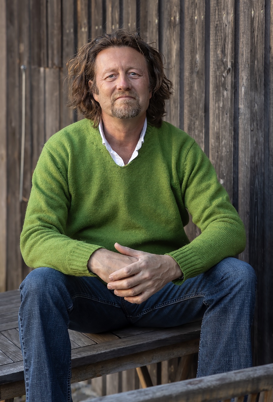 Raimund Stangl ist Musicaldarstellerin und wird durch Thobi Artist Management vertreten.
