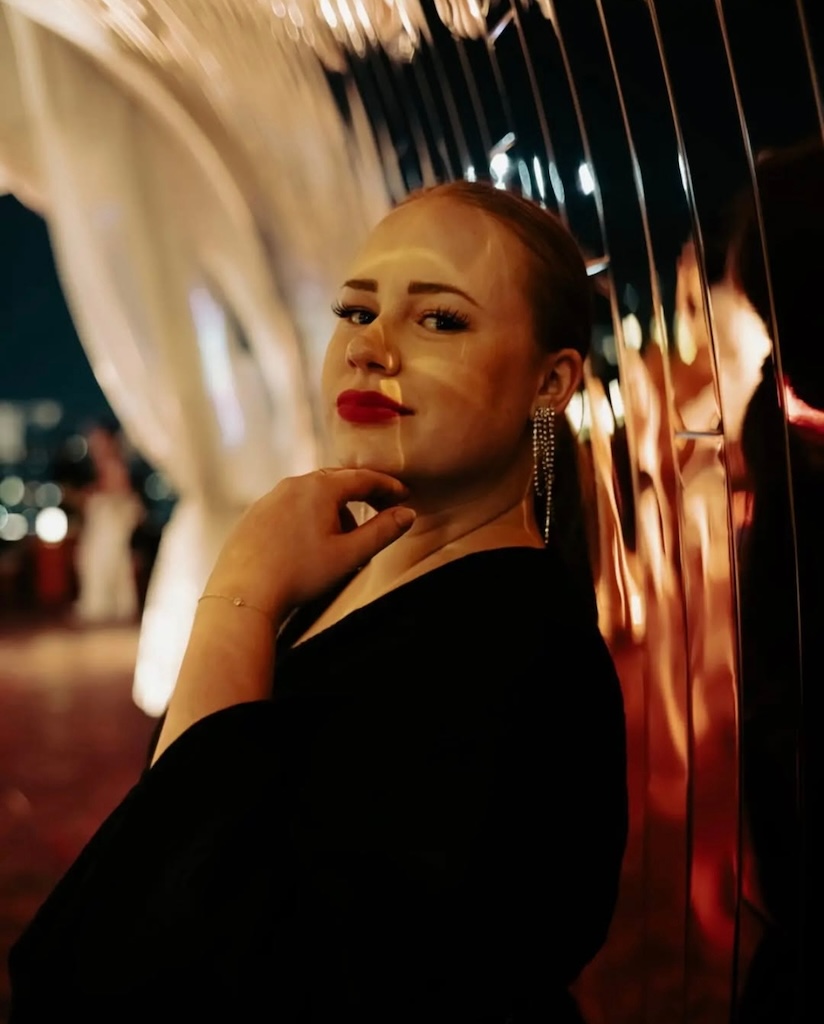 Stella Kranner ist Musicaldarstellerin und wird durch Thobi Artist Management vertreten.